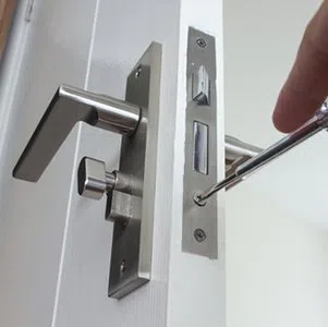 Father Son Locksmith Store Dayton, OH 937-964-4010 - lock-opening